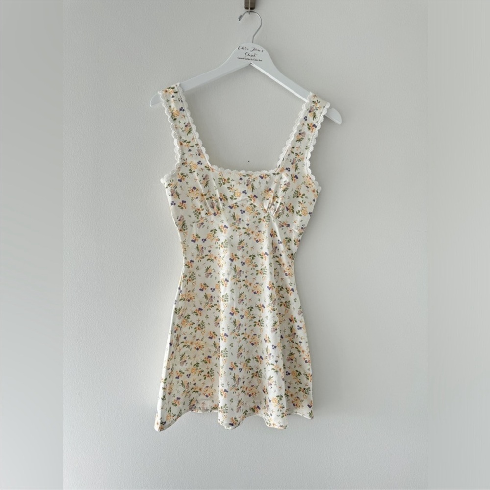 PRINCESS POLLY Berlin Satin Mini Dress in White Floral 0 - Picture 8 of 8